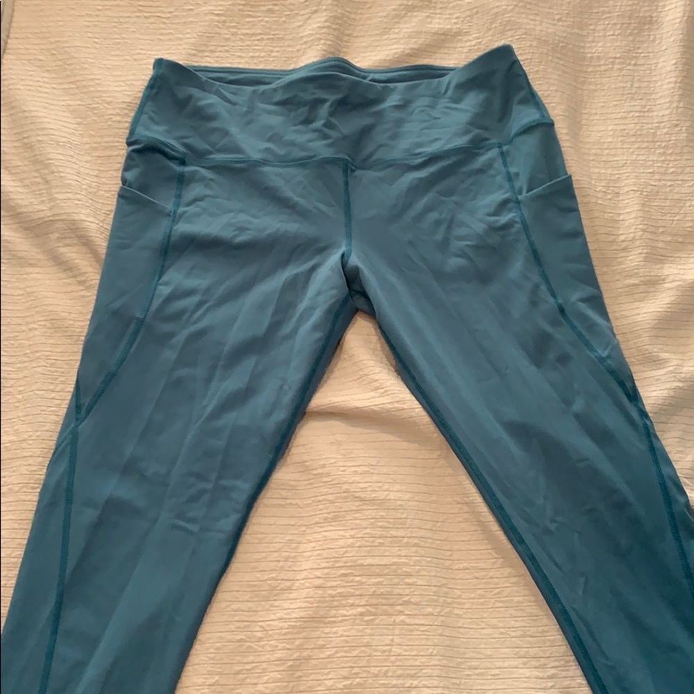 NWT high waisted ankle leggings. XXL